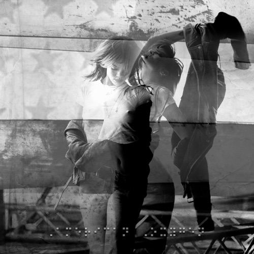 American Oxygen – Single – Rihanna-hiresz.com