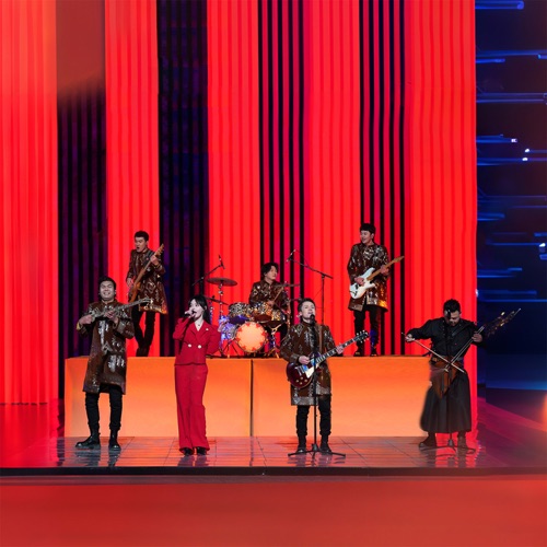 草原之夜 / 花儿为什么这样红 (2024央视春晚喀什分会场) – Single – 黄霄雲, 奥古孜乐队 & 小麦-hiresz.com
