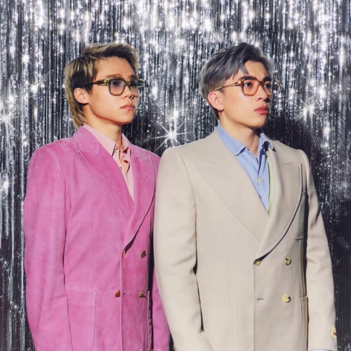 december – Single – Tyson Yoshi & Gareth.T-hiresz.com