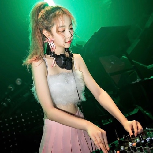 DJ舞曲 劲爆舞曲重低音 夜店车载慢摇 DJ舞曲热歌 燃爆全场 - EP - DJ阿基-无损音乐下载