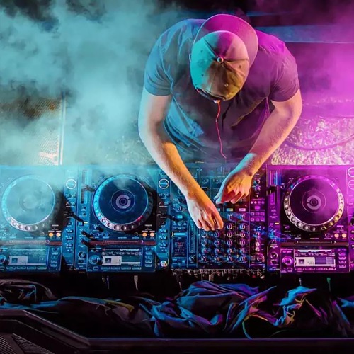 EA7精品DJ版 EA7重低音 卡点BGM 夜店车载慢摇 EA7劲爆DJ舞曲 - EP - DJ阿基-无损音乐下载