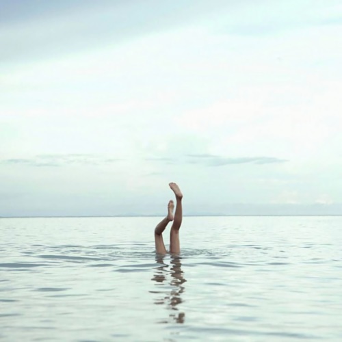 跳舞的深渊 - Single - 何石-无损音乐下载